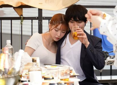 chi-truong-phong-da-co-chong-say-len-thi-nungtrong-bua-tiec-cong-ty