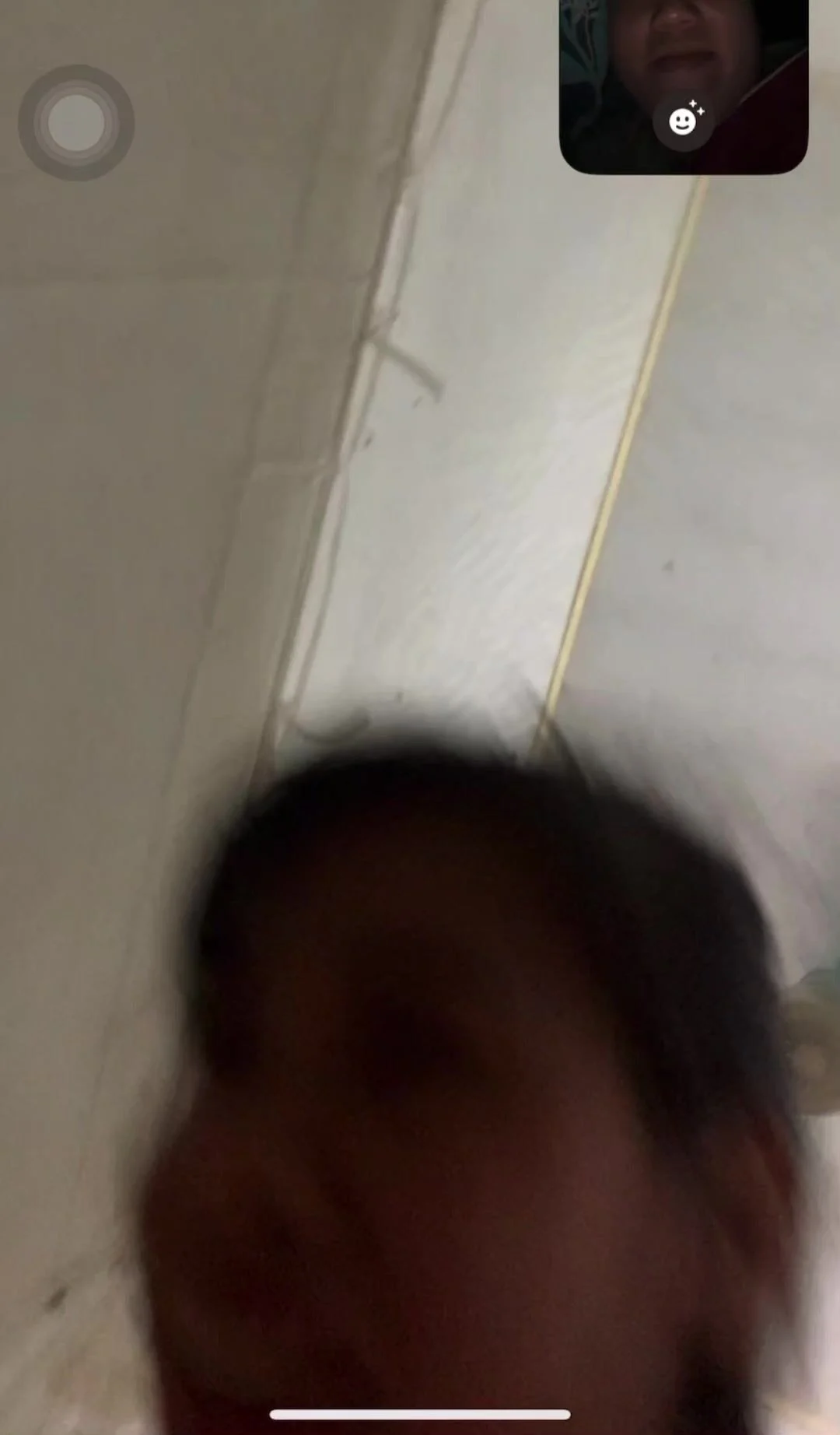 dang-call-noi-chuyen-ma-sao-em-lai-khoe-lon-the