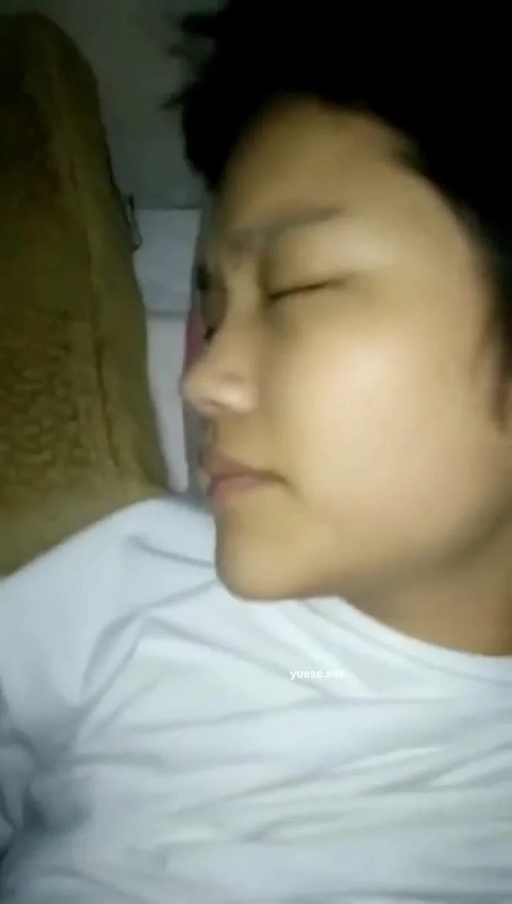 so-nguoi-em-ho-ga-no-cho-chich-va-cai-ket