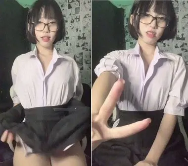 Sướng điên khi đụ học sinh vú nhỏ lồn múp không lông